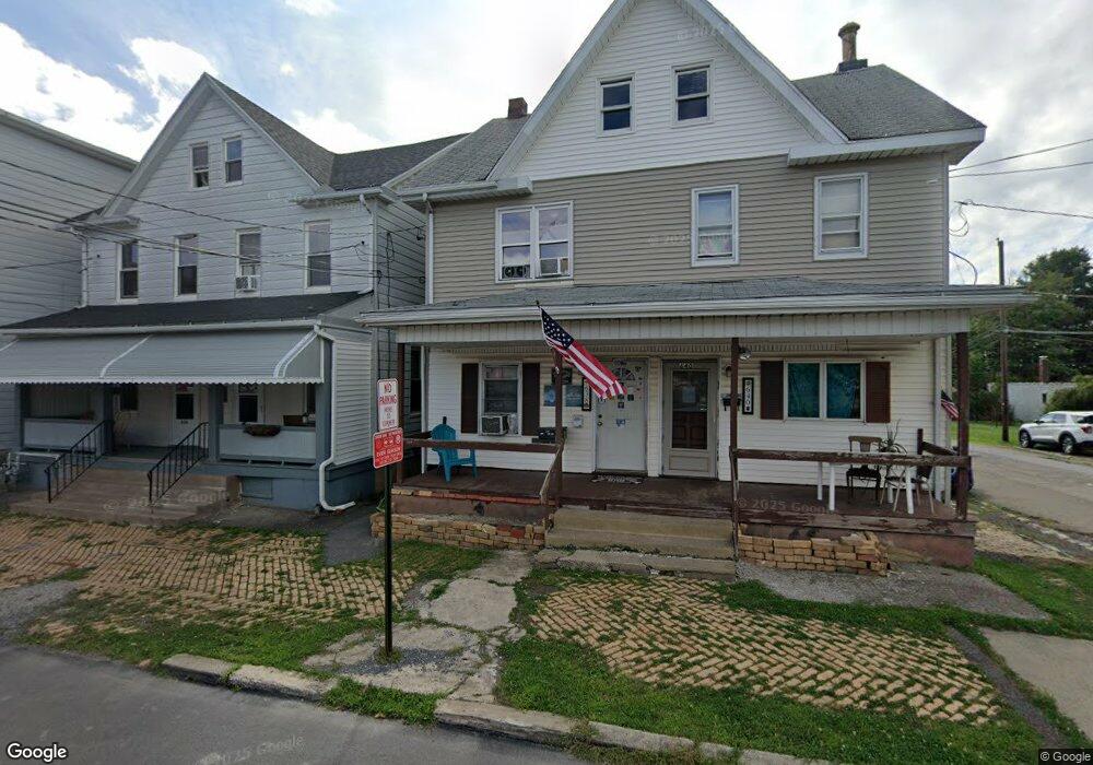 638 Mckinley St, Hazleton, PA 18201 - photo 1