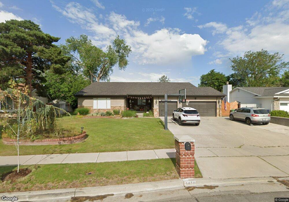 8870 Ida Ln, Sandy, UT 84093 - photo 1