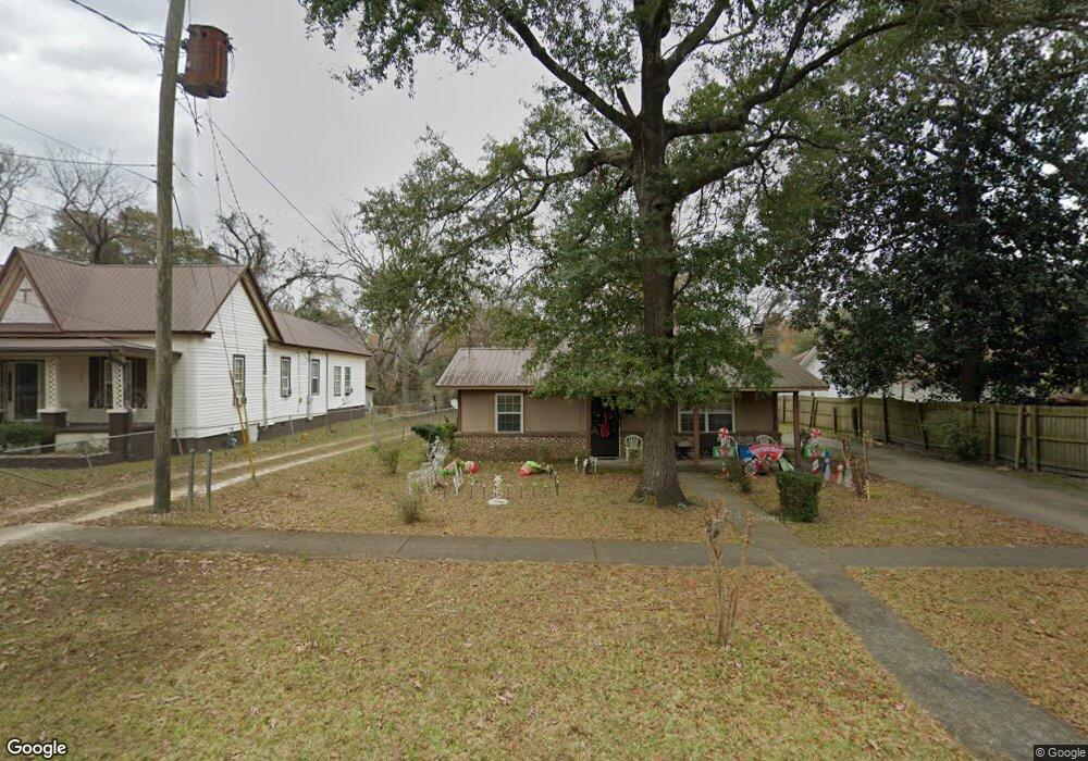 119 Dr T V McCoo Blvd N, Eufaula, AL 36027 - photo 1