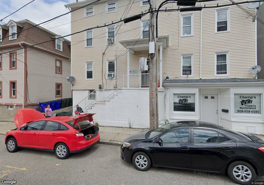 110 Hamlet St unit 1, Fall River, MA 02724 - photo 1