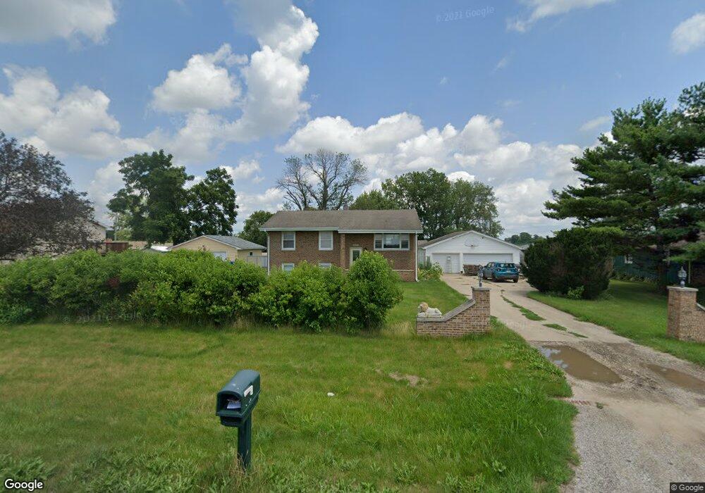4803 Wisconsin Ave, Davenport, IA 52806 - photo 1