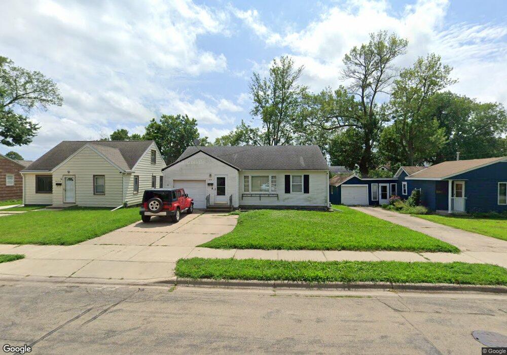304 E Hawthorne St, Albert Lea, MN 56007 - photo 1