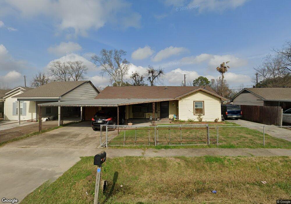 3305 Cedar Hill Ln, Houston, TX 77093 - photo 1