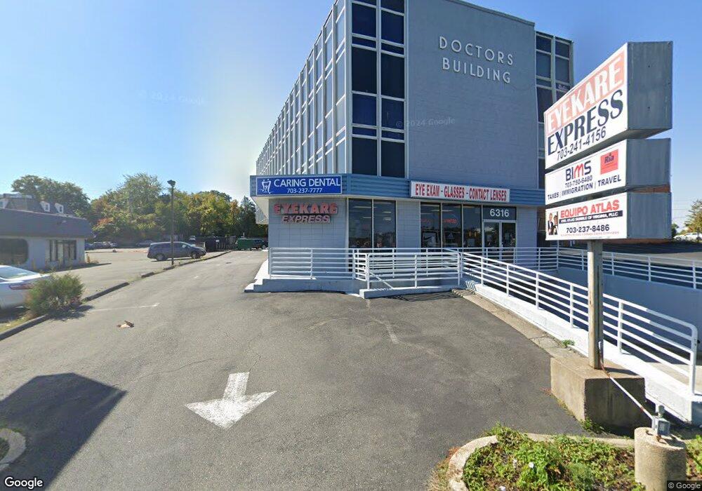 6316 Castle Place, Falls Church, VA 22044 - photo 1