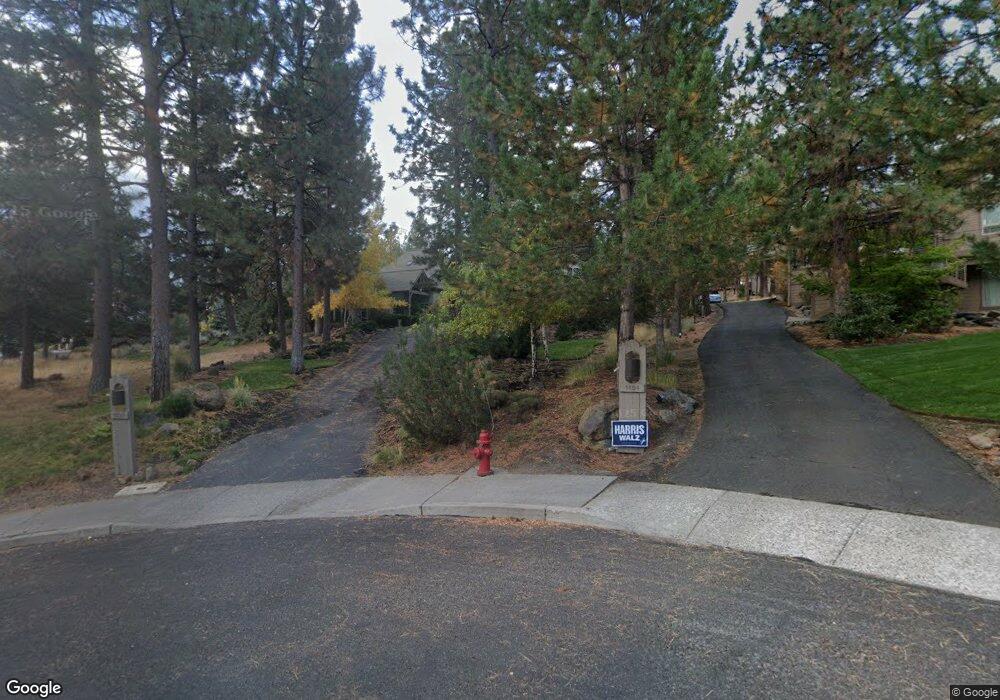 1137 NW Clark Ct, Bend, OR 97701 - photo 1