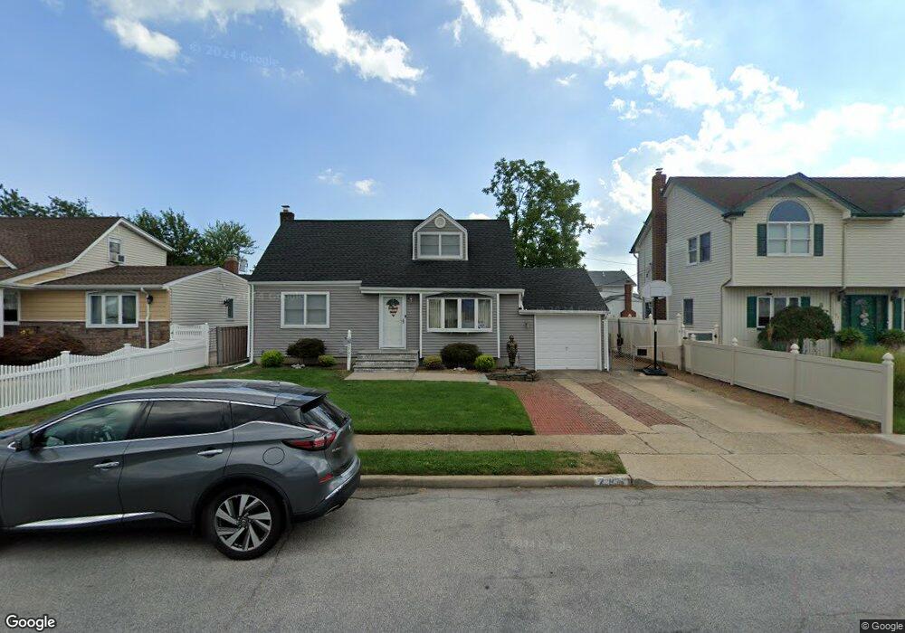 785 Marion St, Franklin Square, NY 11010 - photo 1