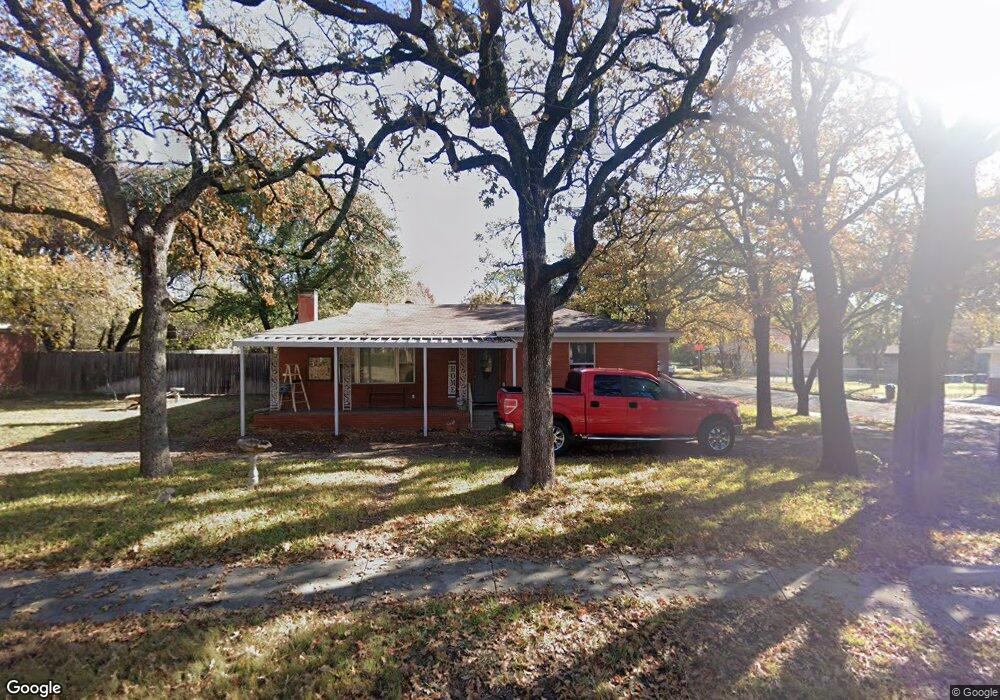 924 Glenda Dr, Bedford, TX 76022 - photo 1