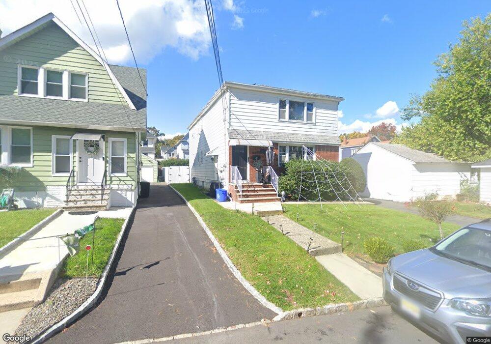 44 Parkway W unit 2, Bloomfield, NJ 07003 - photo 1