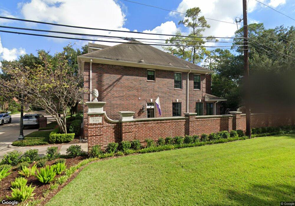 11802 Village Park Cir, Houston, TX 77024 - photo 1