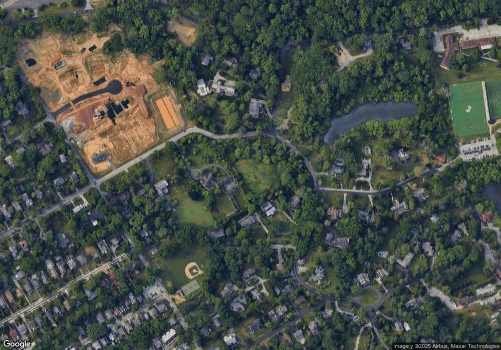 352 Chamounix Rd, Wayne, PA 19087 - photo 1