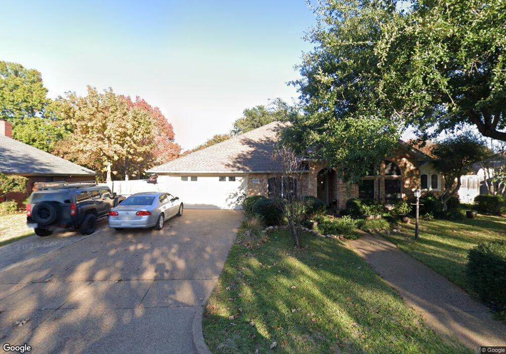7008 Lonesome Oaks Dr, North Richland Hills, TX 76182 - photo 1