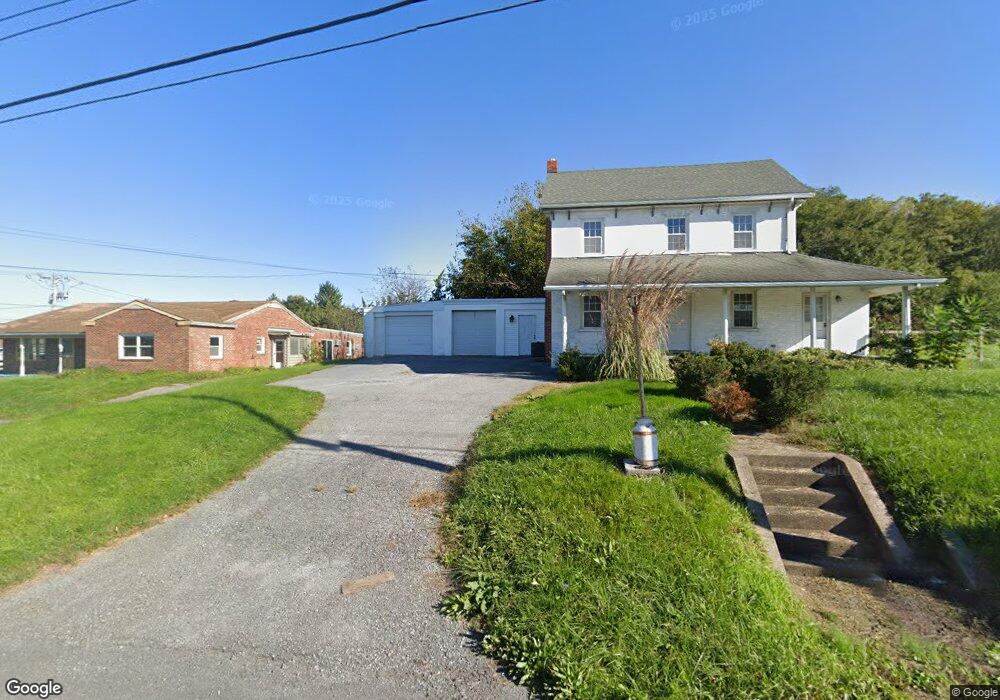 1113 W Main St, Mount Joy, PA 17552 - photo 1