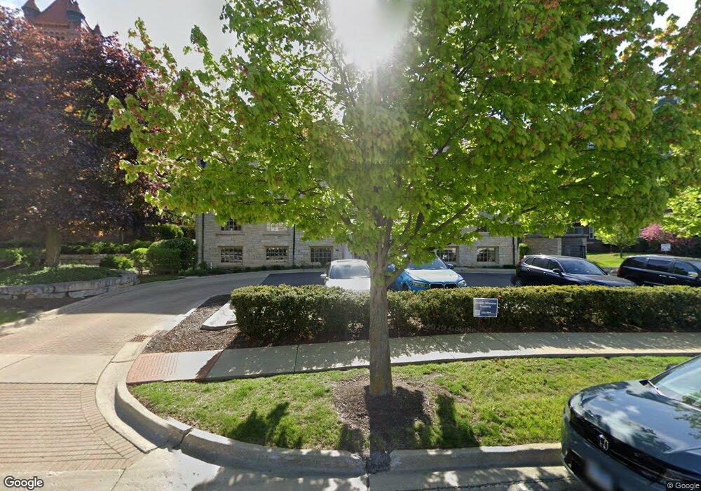 207 Reber St unit O2, Wheaton, IL 60187 - photo 1