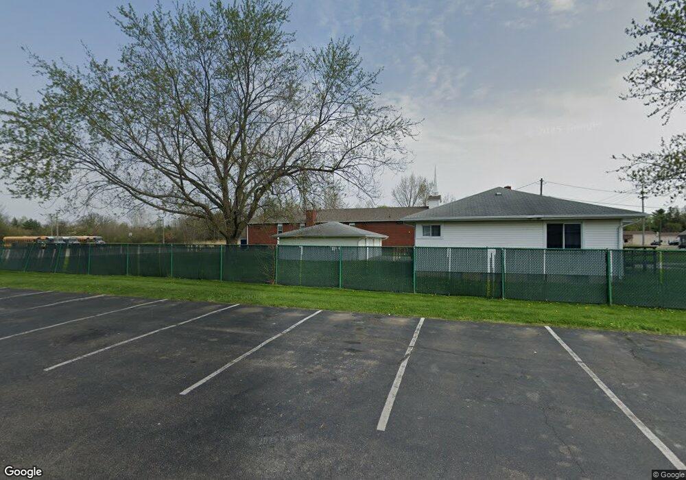 5458 Fenton Rd, Flint, MI 48507 - photo 1