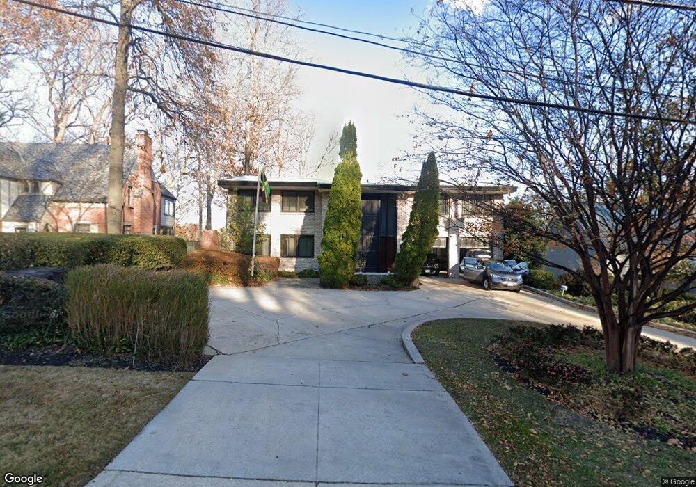 3103 Rolling Rd, Chevy Chase, MD 20815 - photo 1