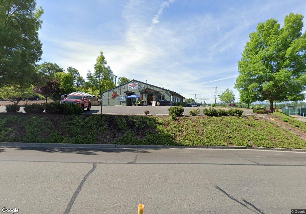 1532 S Shasta Ave, Eagle Point, OR 97524 - photo 1