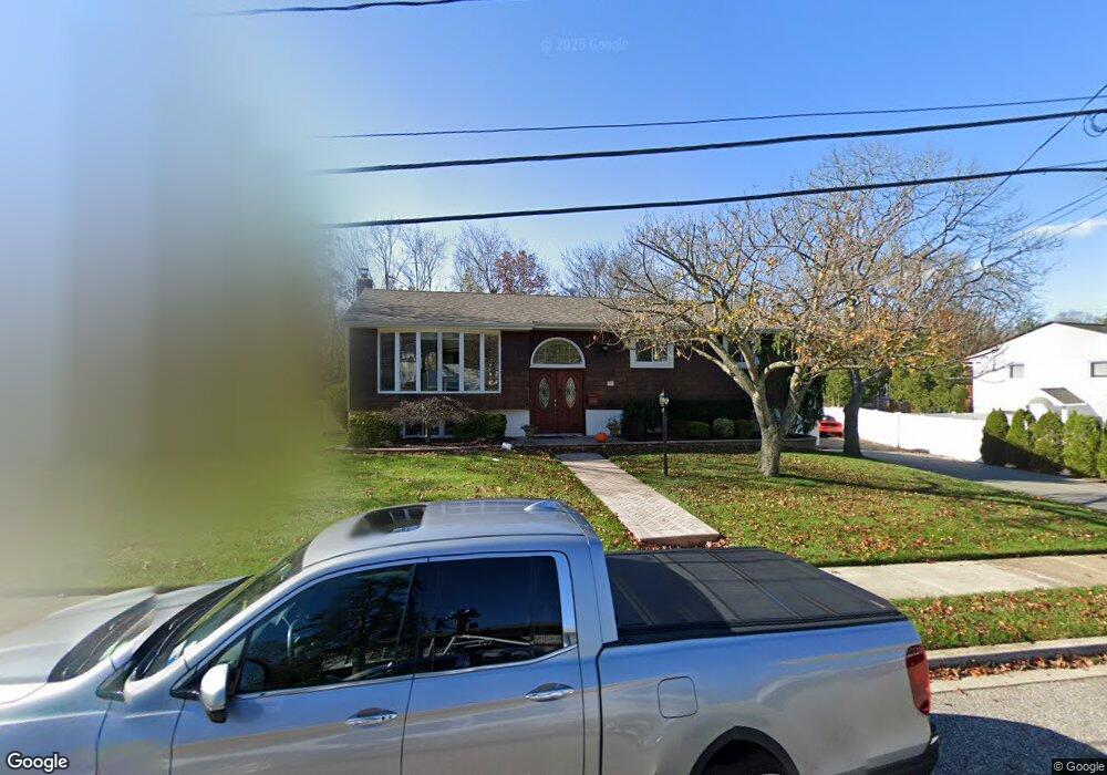 7 Manchester Dr, Bethpage, NY 11714 - photo 1