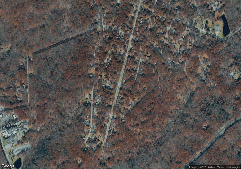 17/sec10 Falls Rd, Bushkill, PA 18324 - photo 1