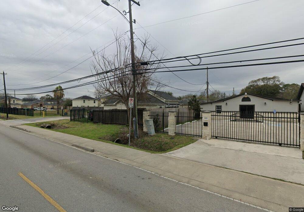 222 N Native Ln, Houston, TX 77022 - photo 1