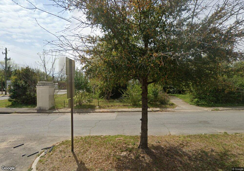 918 Sylvian Dr, Macon, GA 31206 - photo 1