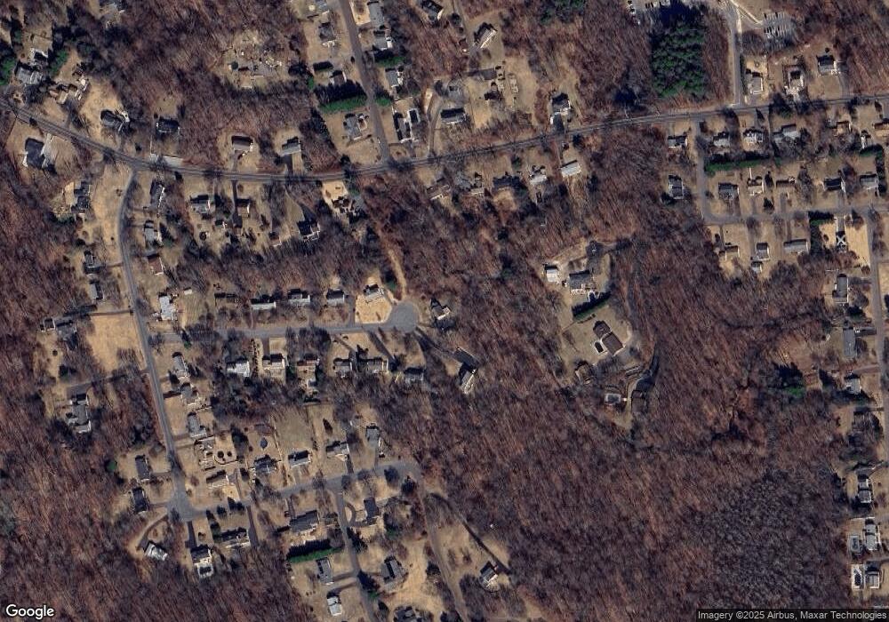 122 Cross Rd, Middlebury, CT 06762 - photo 1