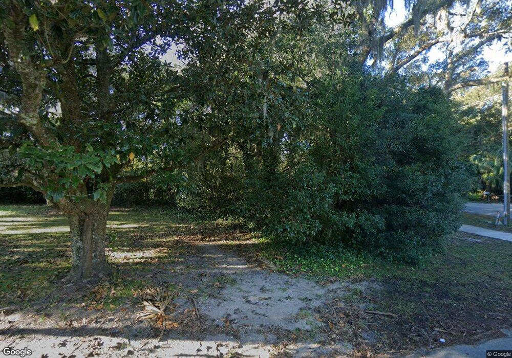 8 Mcintosh Ave, St. Simons Island, GA 31522 - photo 1