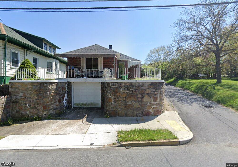 914 E Linden St unit 916, Allentown, PA 18109 - photo 1