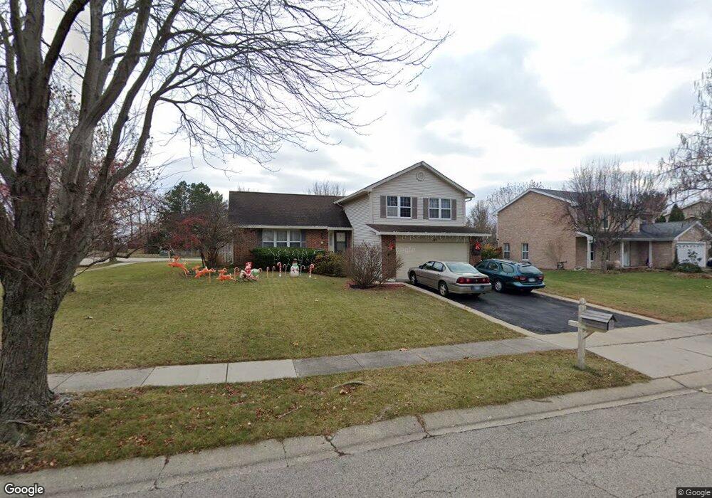 1177 Holly Ln, Algonquin, IL 60102 - photo 1