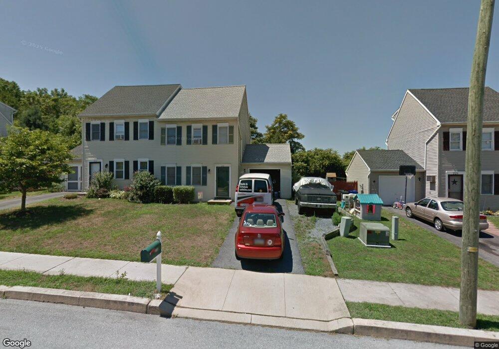 230 S 5th St, Womelsdorf, PA 19567 - photo 1