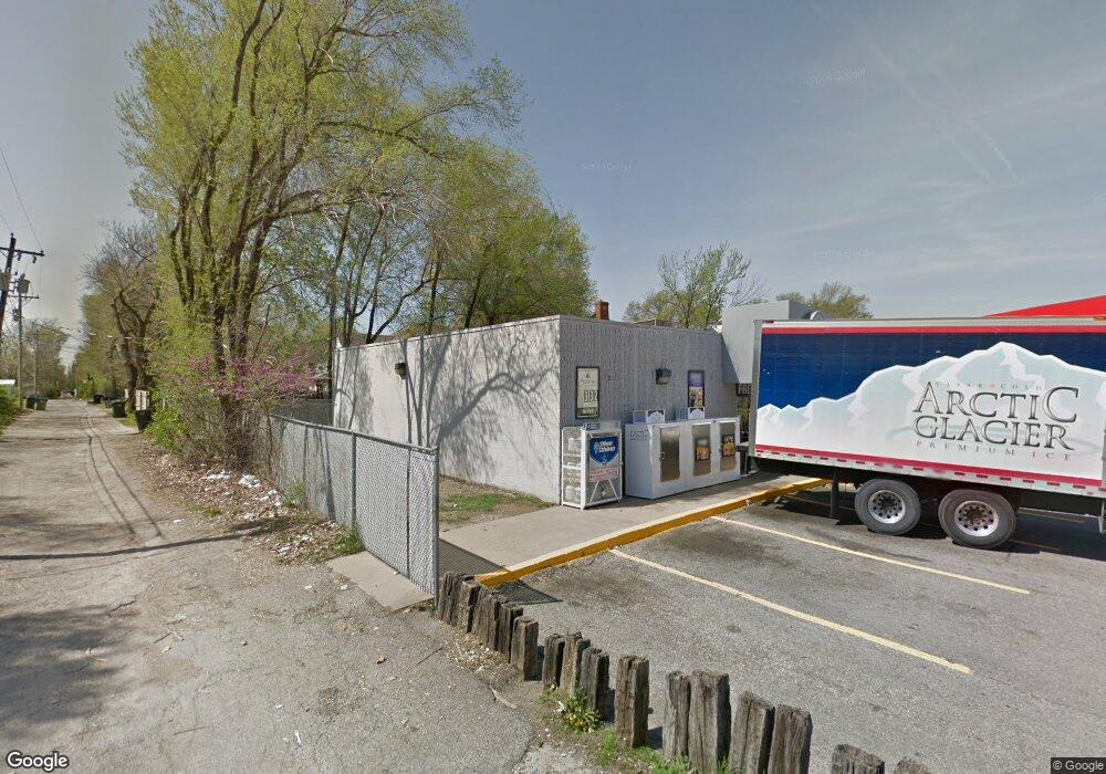 2277 SW 10th Ave, Topeka, KS 66604 - photo 1