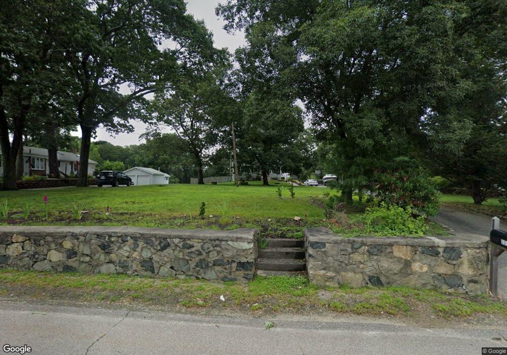 111 Bound Rd, Woonsocket, RI 02895 - photo 1