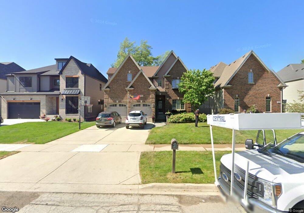 589 W Gladys Ave, Elmhurst, IL 60126 - photo 1