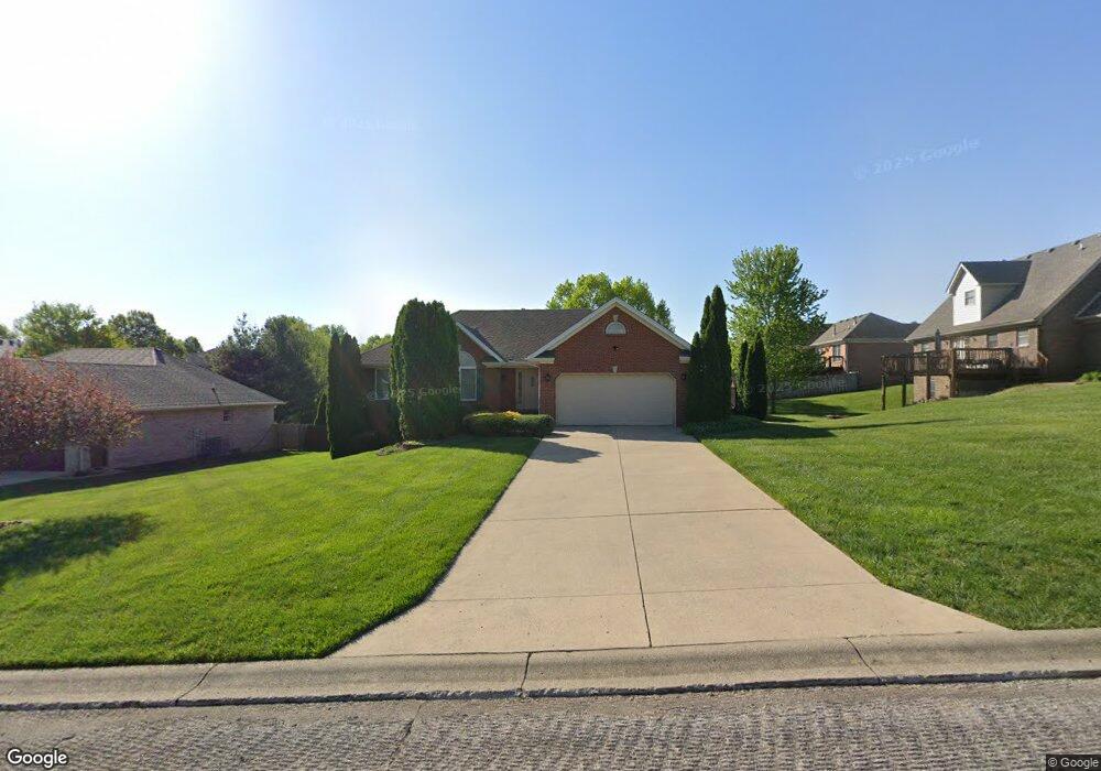 4400 Country View Dr, Floyds Knobs, IN 47119 - photo 1