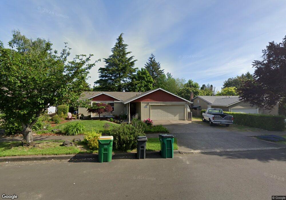 11805 SW Burnett Ln, Beaverton, OR 97008 - photo 1