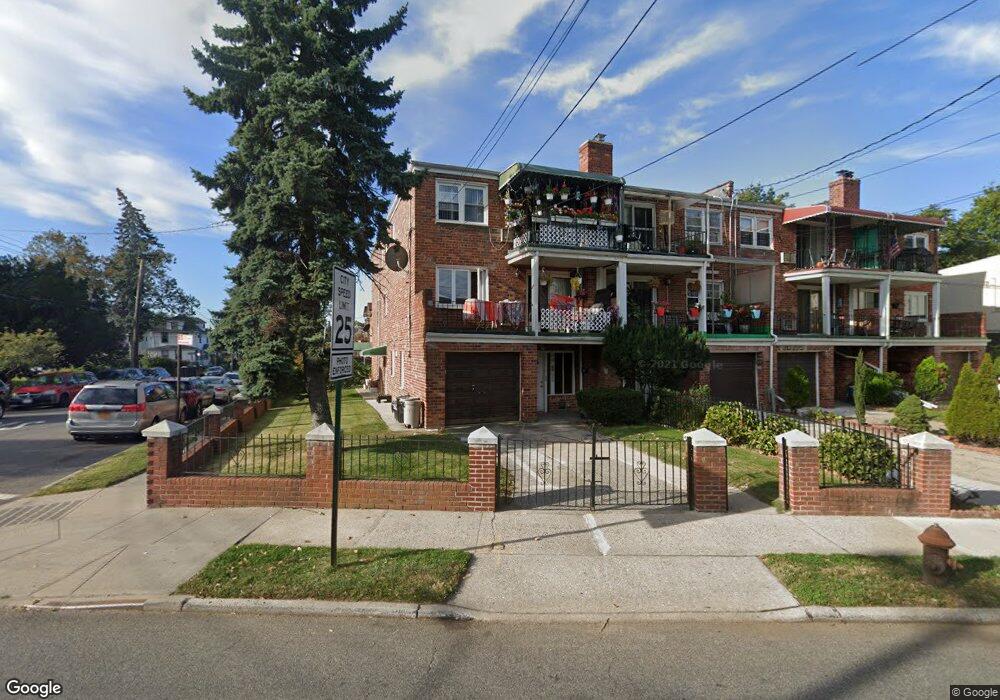 4726 Parsons Blvd unit 3, Flushing, NY 11355 - photo 1