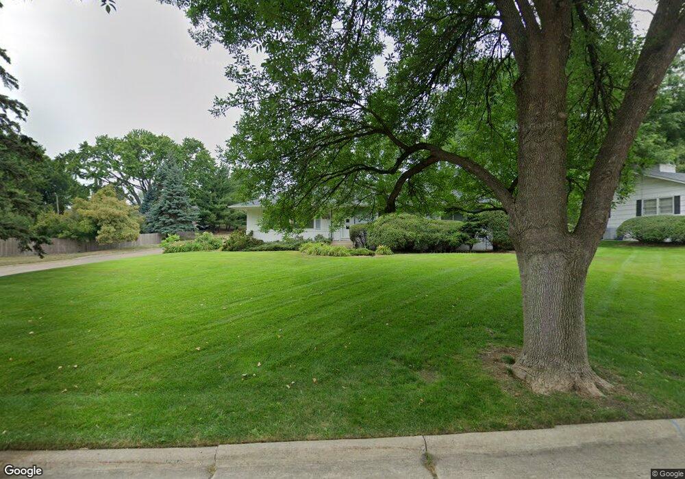 5120 Abercrombie Dr, Edina, MN 55439 - photo 1