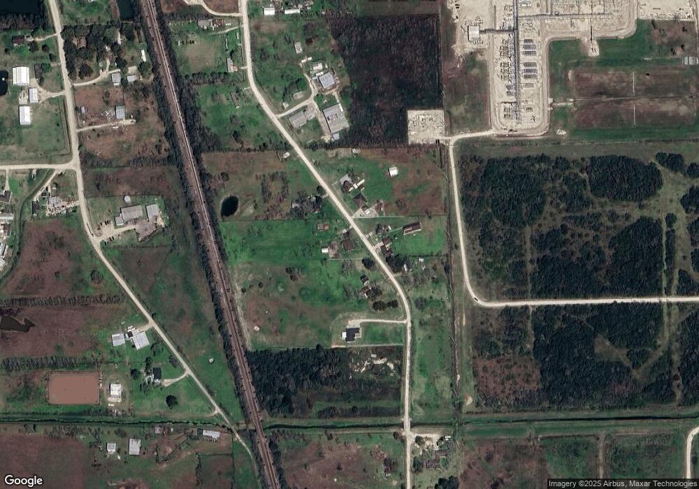 19116 Ramirez Rd, Alvin, TX 77511 - photo 1