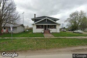 105 N Main St, Blakesburg, IA 52536