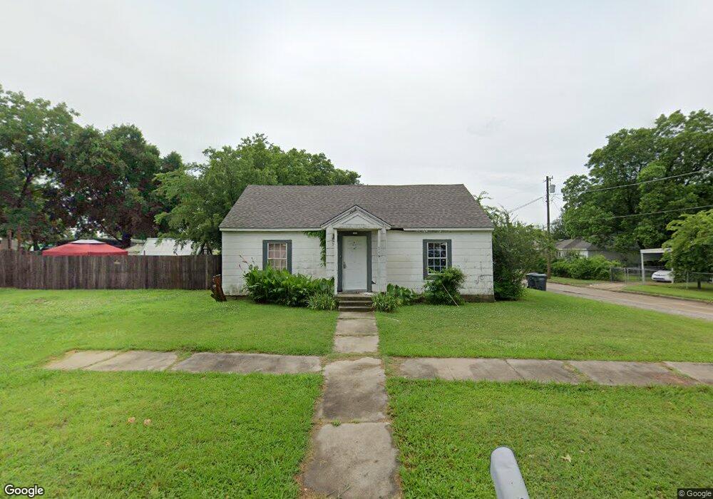 716 2nd Ave NW, Ardmore, OK 73401 - photo 1