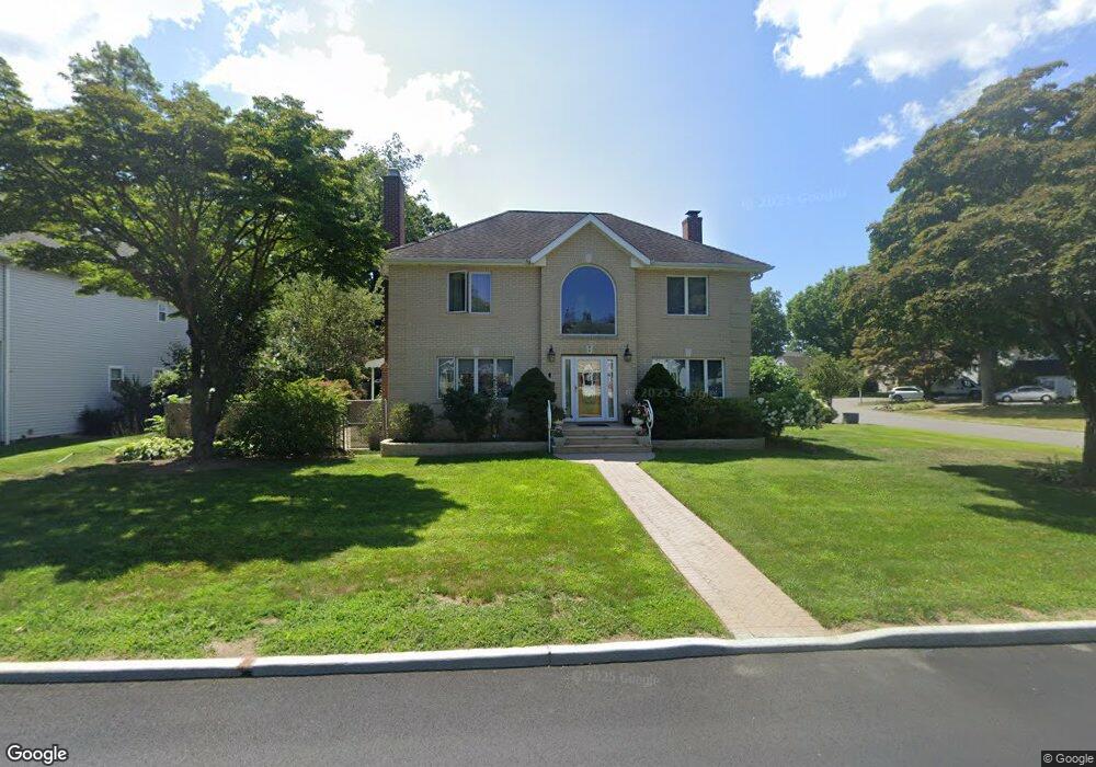 24 Willits Rd, Glen Cove, NY 11542 - photo 1