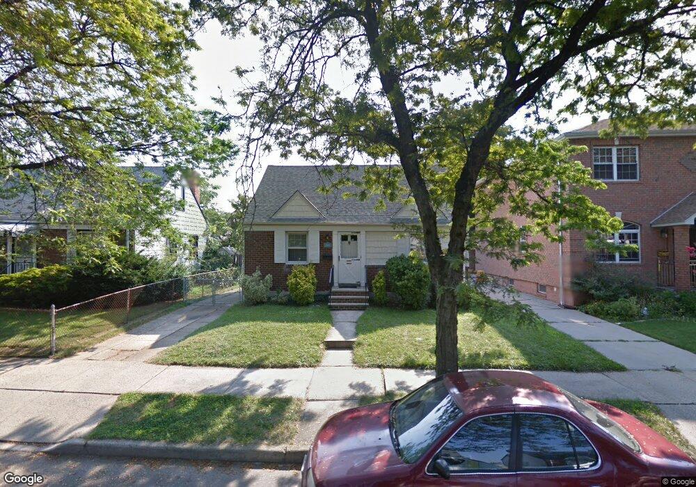 79-7 262nd St, Glen Oaks, NY 11004 - photo 1