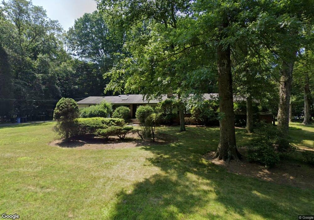 24 Barnfield Ct, Upper Saddle River, NJ 07458 - photo 1