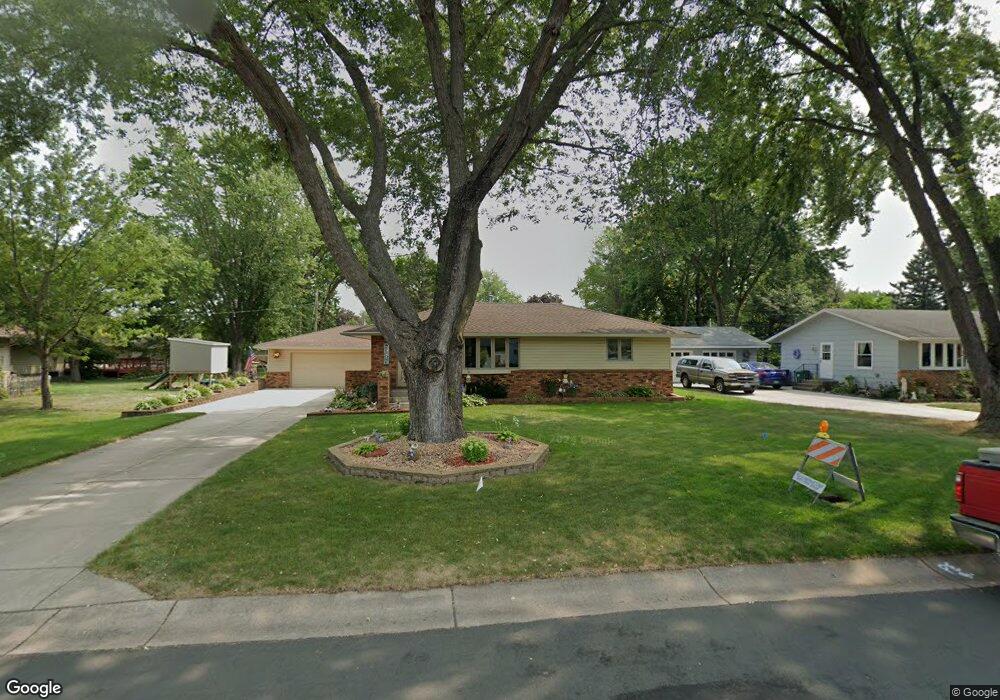 10076 Nathan Ln N, Maple Grove, MN 55369 - photo 1