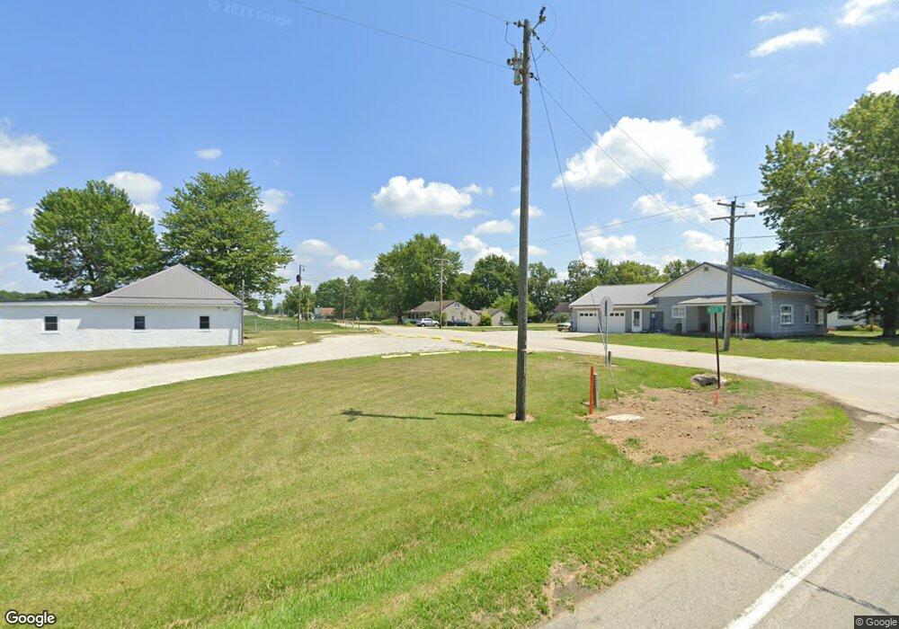 127 W 400 S, Huntington, IN 46750 - photo 1