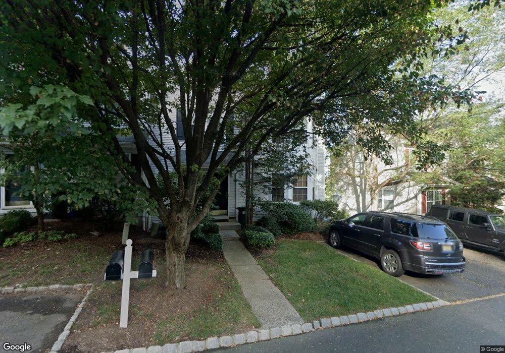 322 Enclave Ln, Bedminster, NJ 07921 - photo 1