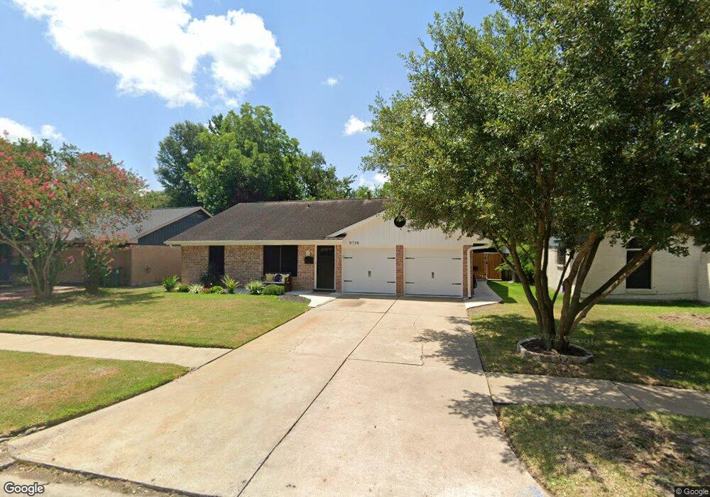 9710 Santa Monica Blvd, Houston, TX 77089 - photo 1