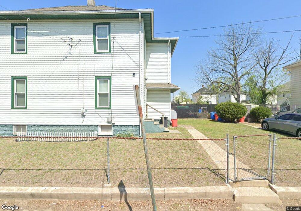 913 Chestnut St, Paulsboro, NJ 08066 - photo 1