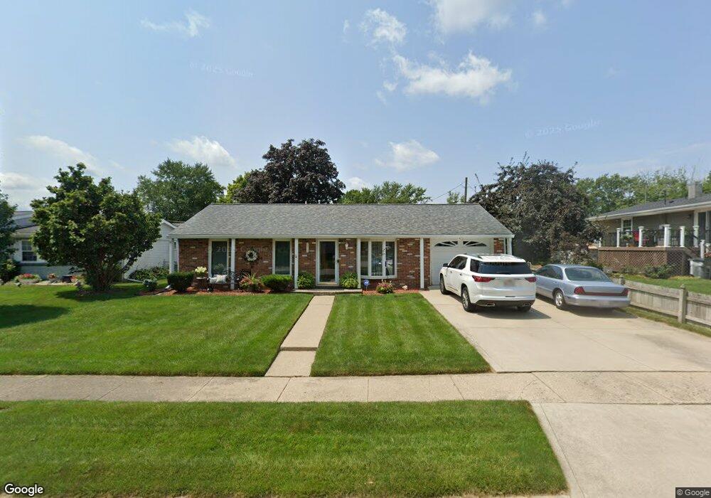 1413 Tam o Shanter Ln, Kokomo, IN 46902 - photo 1