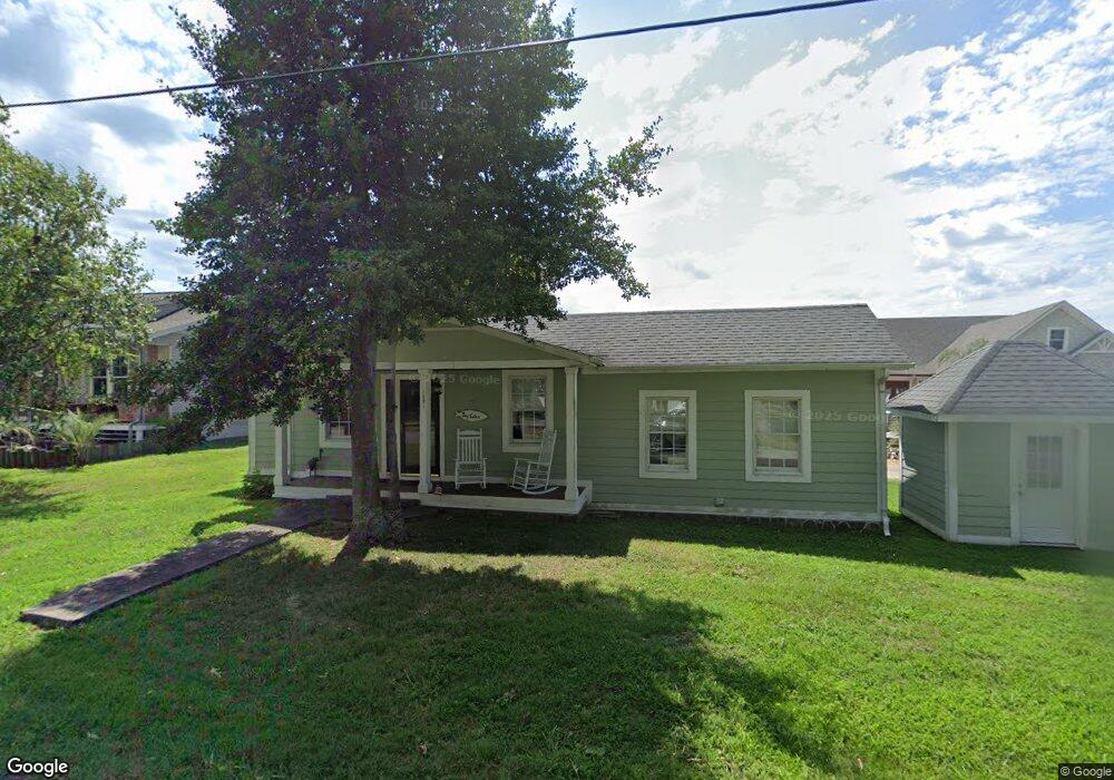 1301 Monroe Bay Ave, Colonial Beach, VA 22443 - photo 1