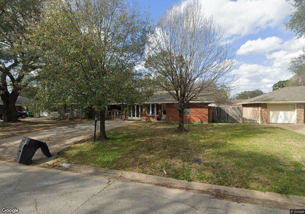 1022 W 30th St, Houston, TX 77018 - photo 1